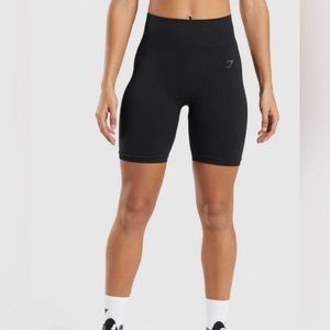 Women's Gymshark Flex Cycling Shorts Black Mid Thigh Bike Shorts